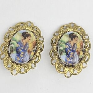 Vintage West Germany Elegant Gold Filigree Earrings with Artistic Gashia  Design